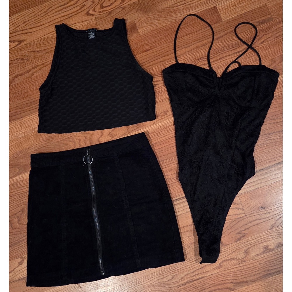 Black Bundle Forever 21 Corduroy Skirt Rue21 Crop Top Lace Bodysuit Set M L